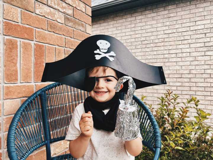 DIY Pirate Costume, Martin & Sylvia Style! 