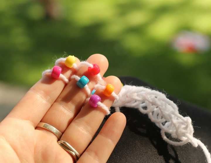 Beaded-Finger-Knitting-in-Process