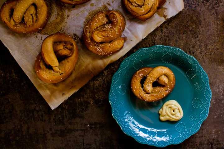 homemade pretzels 10 |www.sparklestories.com| so many fairies