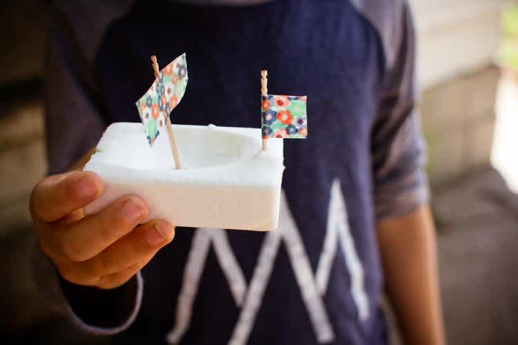 Sparkle Craft Soap Boat Races — Sparkle Stories