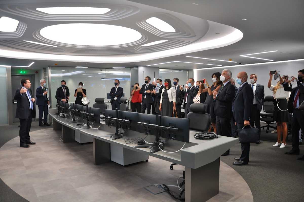 The inauguration of the Incident Management Centre at the Ministry of Migration and Asylum, Athens. Source: Notis Mitarachi on Twitter, September 2021.