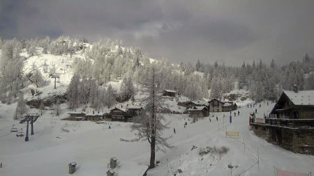 Volop zonneschijn in de Alpen en sneeuw in noordwest Italië