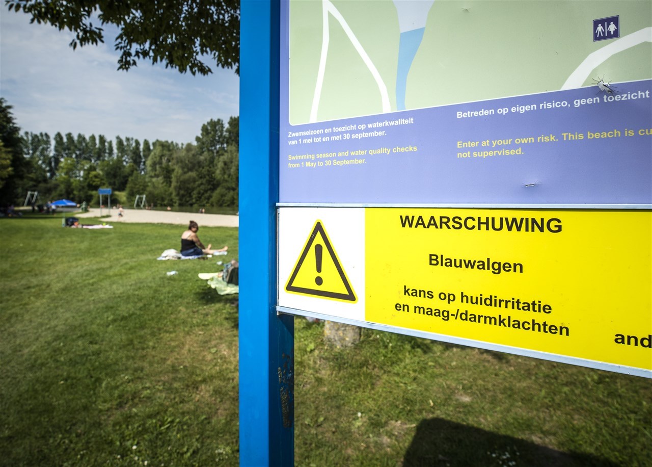 Vannpaneler advarer mot skittent vann for svømming
