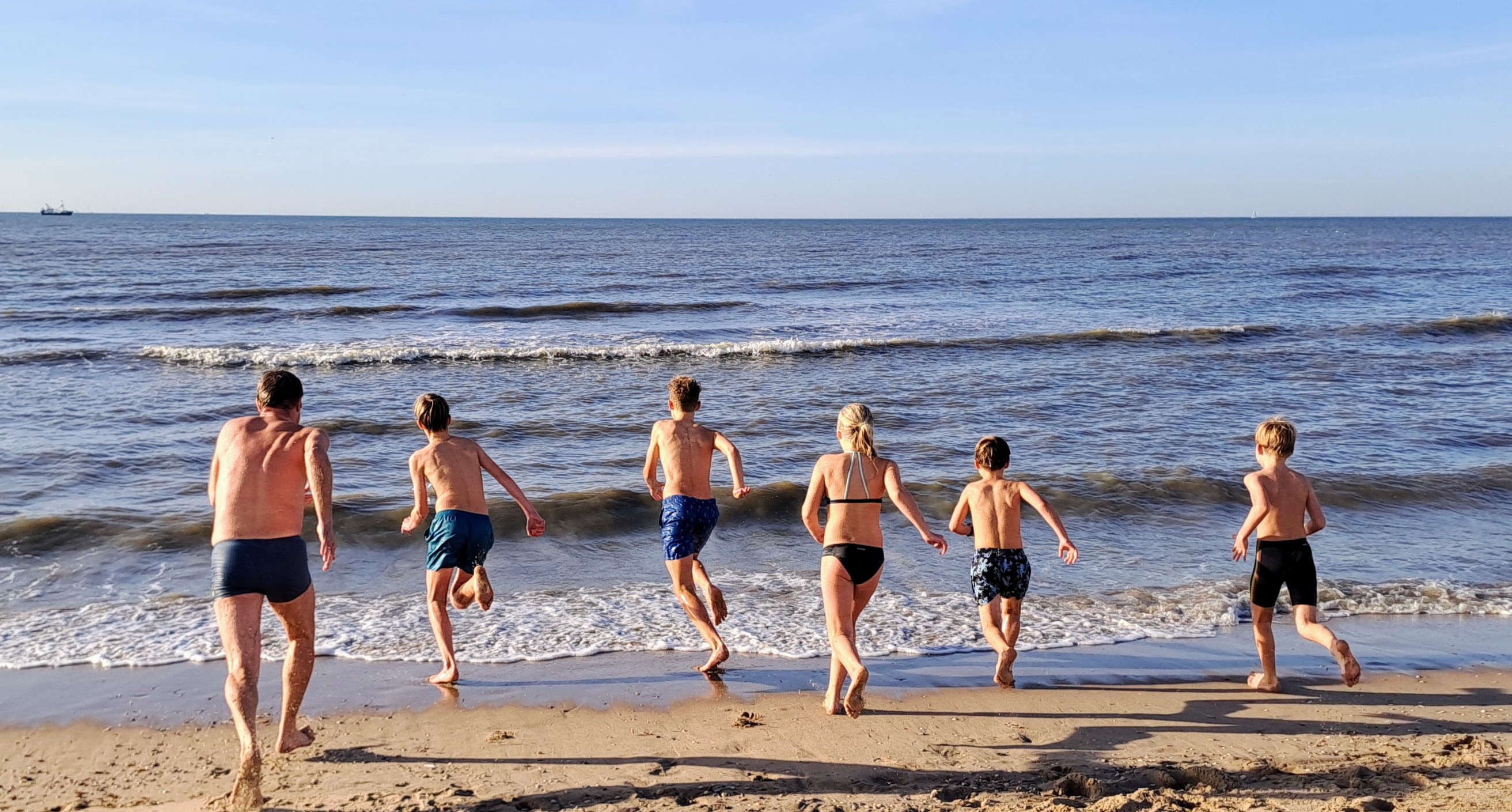 Summer Holidays Weather in the Netherlands: Storms, Sunshine, and Showers