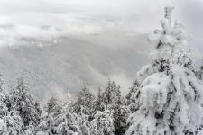 Flink pak sneeuw onderweg naar de Balkanlanden