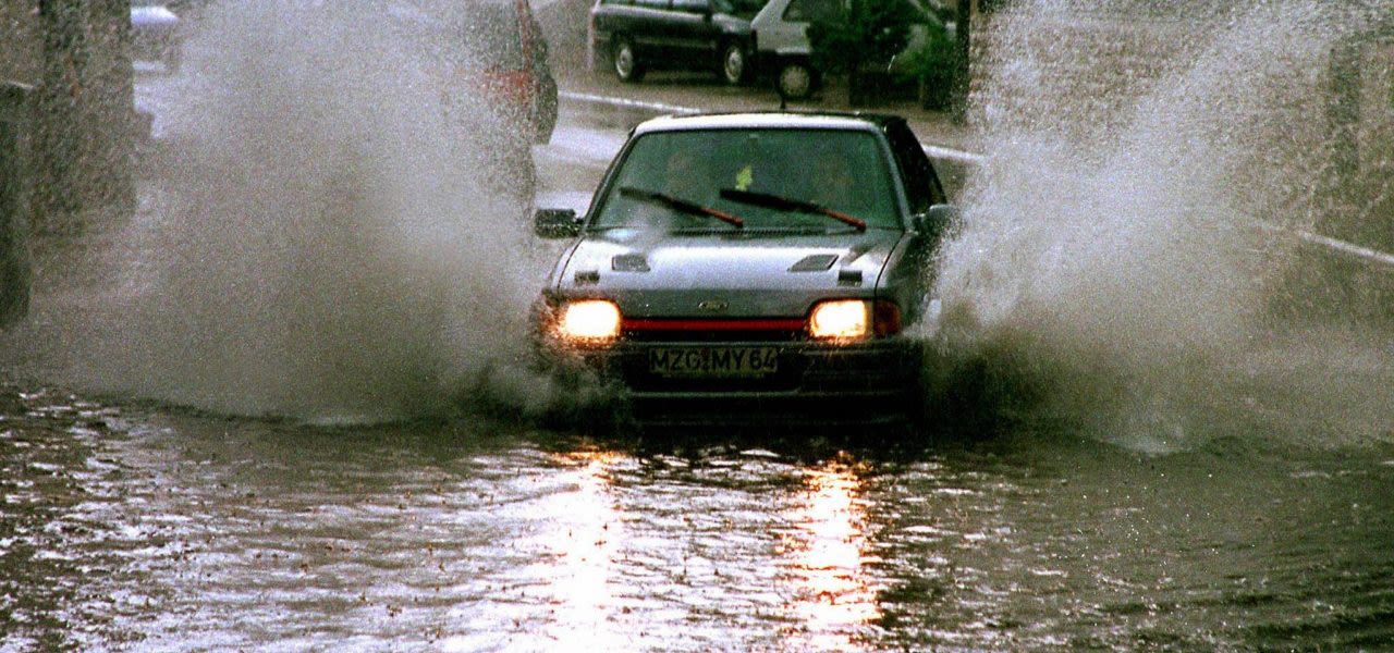 Overstromingen In Duitsland Door Hevige Regen