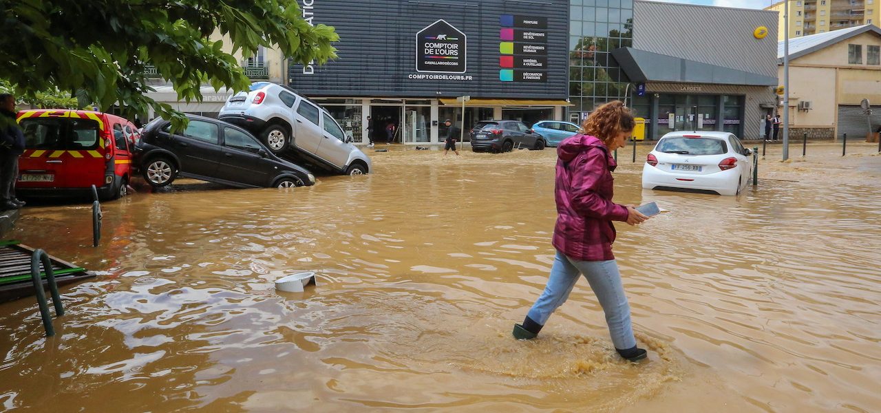 Overstromingen In Het Zuiden Van Frankrijk Door Overvloedige Regenval