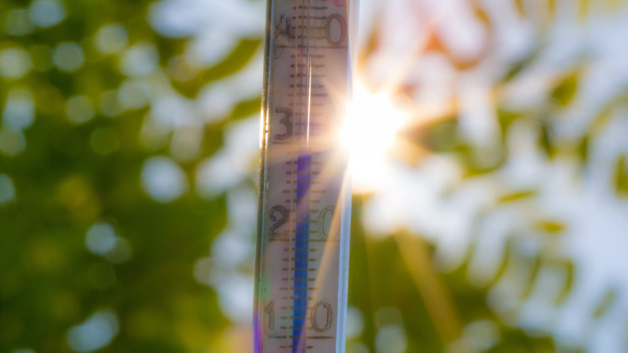 Thermometer wijst zomerse waarden aan, foto: Ab Donker
