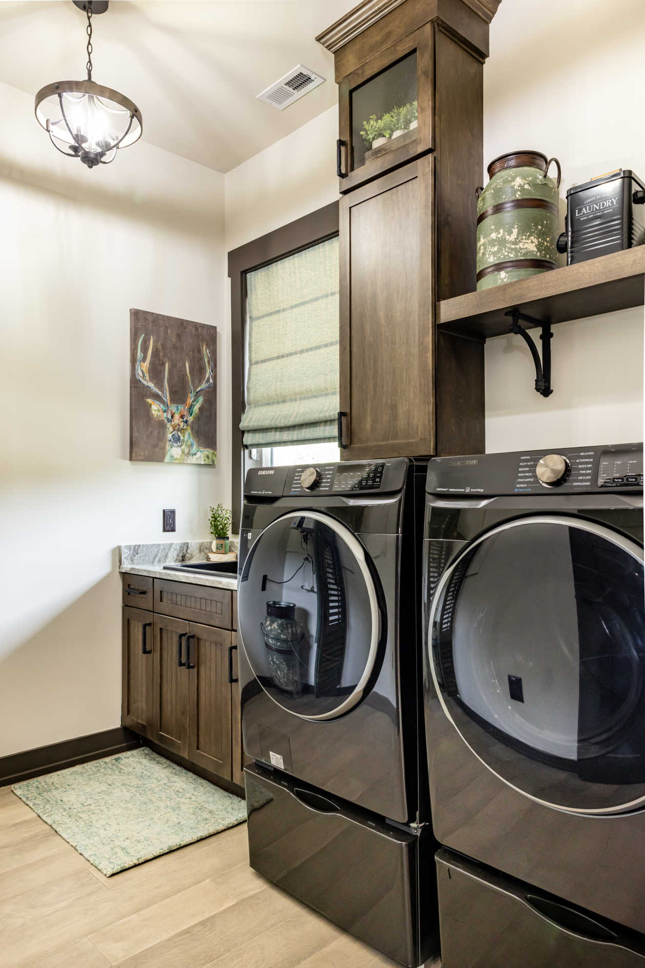 Chadwell Laundry Room