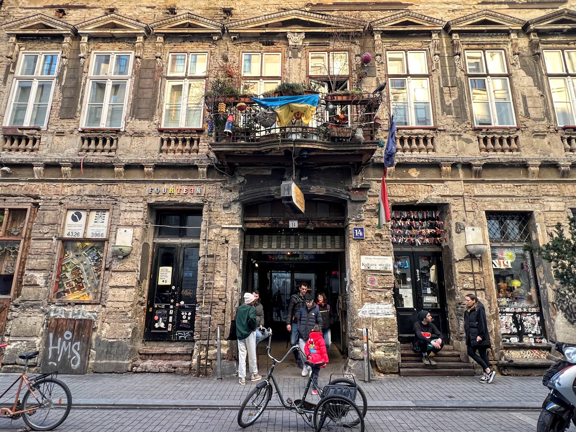 A Guide To Budapest s Jewish Quarter District 7 Offbeat Budapest a-guide-to-budapest-s-jewish-quarter-district-7-offbeat-budapest
