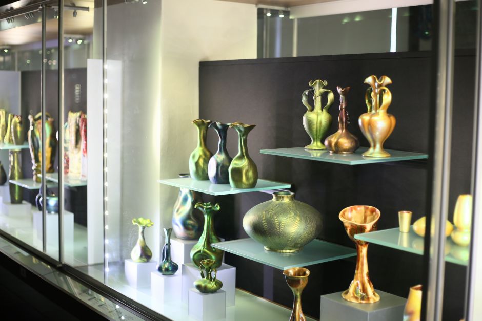 A sample of Zsolnay's glazed vases at Pécs's Zsolnay Negyed. The green metallic sheen belies their ceramic origins. Photo: Tas Tóbiás