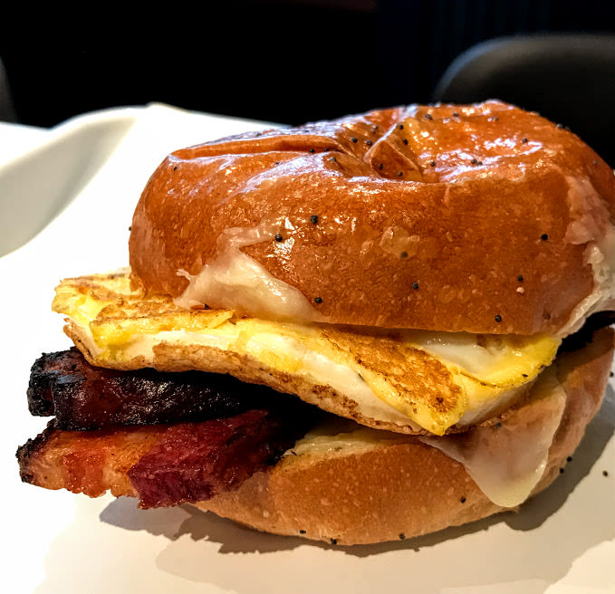 bacon-egg-cheese-sandwich-4