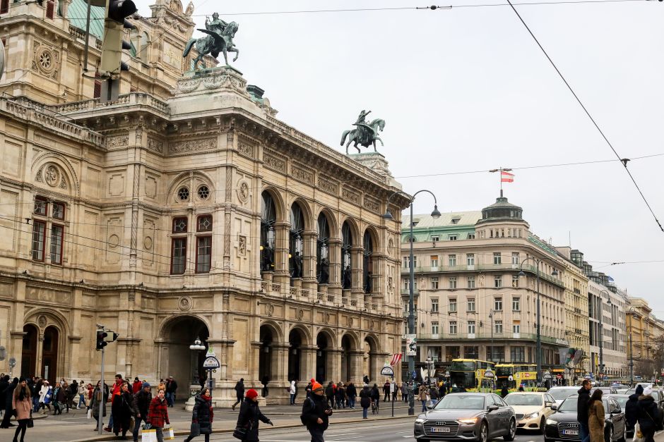 The Viennese Opera House, completed in 1869, is one of the buildings along the Ringstraße. Photo: Tas Tóbiás