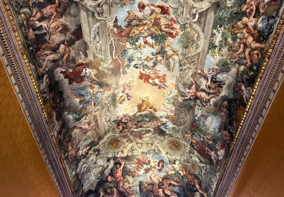 Pietro da Cortona's ceiling fresco in the grand salon of the Barberini Palace (1633-1639), the National Gallery today. The enormous high-Baroque work celebrates the divine powers of the Barberini pope, Urban VIII. Photo: Tas Tóbiás