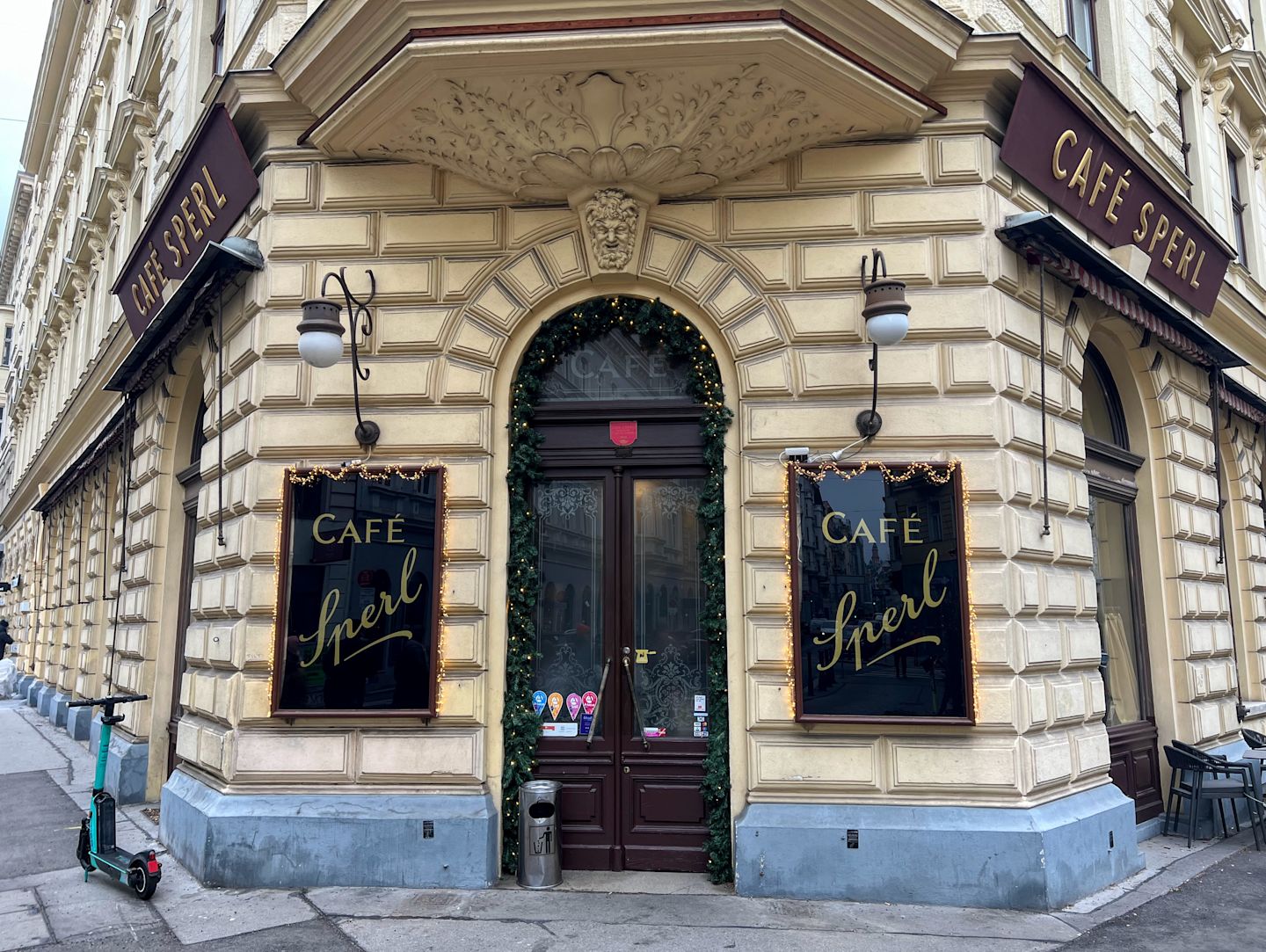 Caf Sperl Offbeat Budapest Vienna caf-sperl-offbeat-budapest-vienna