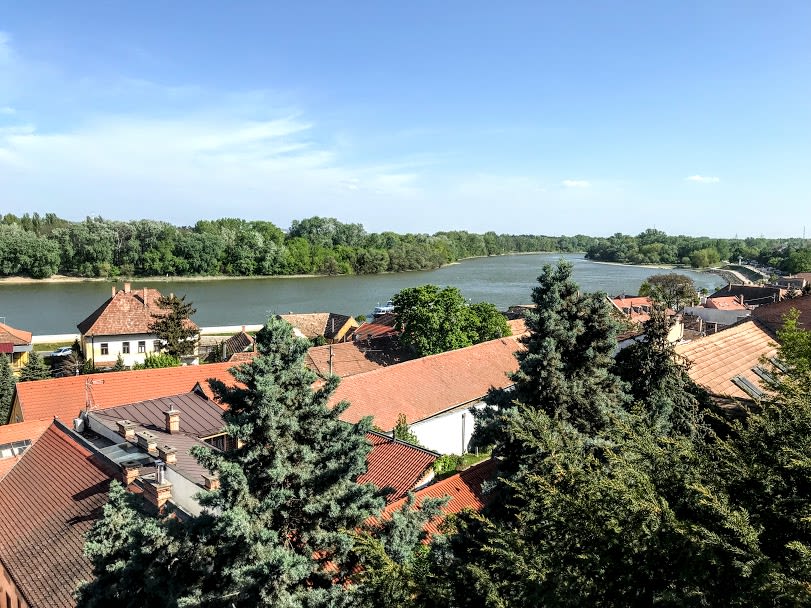 View of the Danube from a Szentendre hilltop. Photo: Tas Tóbiás