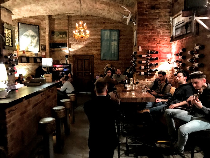 Dobl Wine Bar Offbeat Budapest