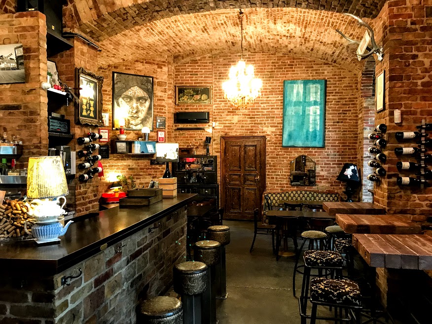 Dobl Wine Bar Offbeat Budapest