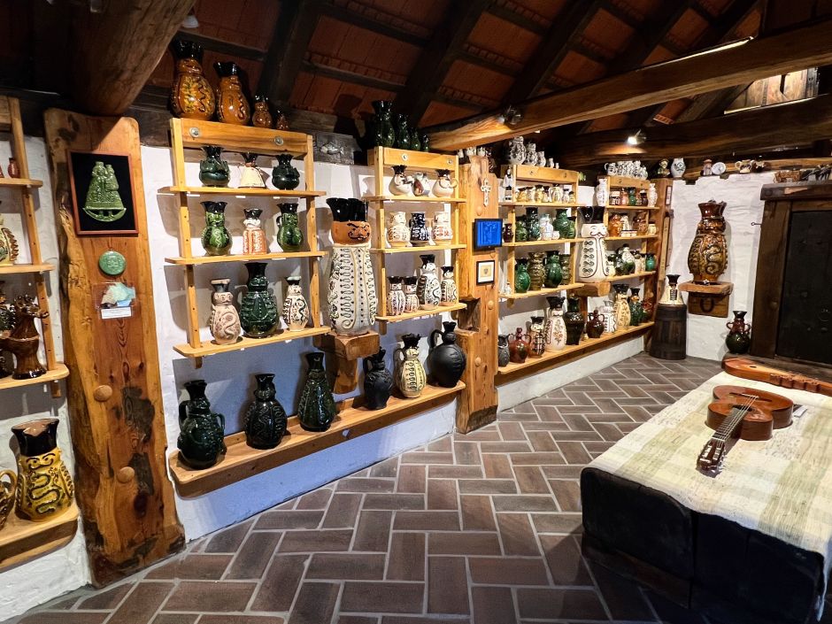 The craft pottery in Gyenesdiás, J&A Kerámiaház, sells miskakancsó, traditional jars which resemble a Hungarian Hussar. Photo: Tas Tóbiás