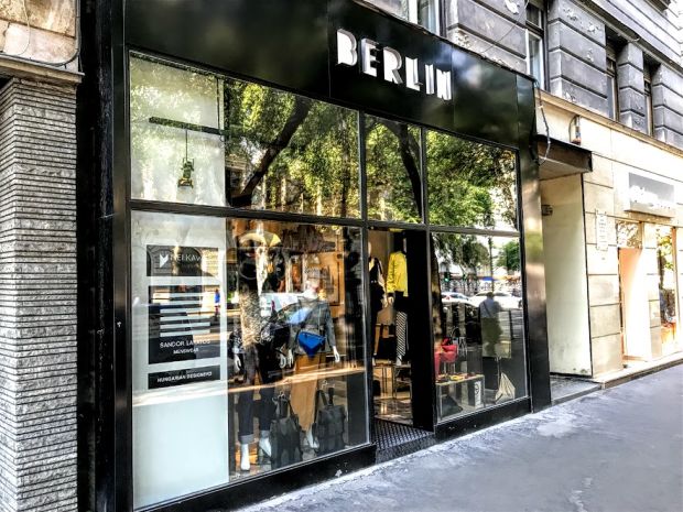 Nathaniel Ward Ulykke vakuum Shopping in Budapest — the 30+1 stores you shouldn't miss - Offbeat Budapest