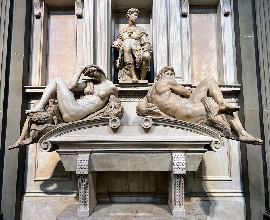 Michelangelo's Night (left) and Day (right) marble figures in the Medici Chapel of the San Lorenzo church in Florence from the late 1520s. Photo: Tas Tóbiás  