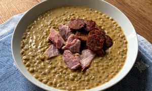 Lentil stew (Lencsefőzelék)