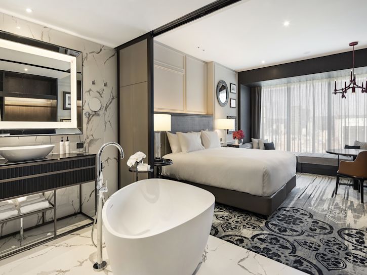 Luxury King Room