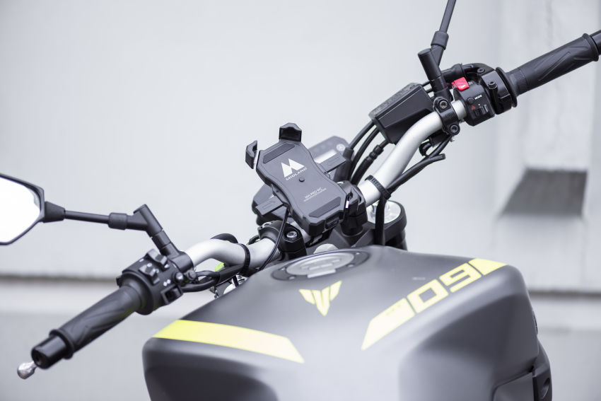 MH Holder: the new line of smartphone mount designed for bikers!