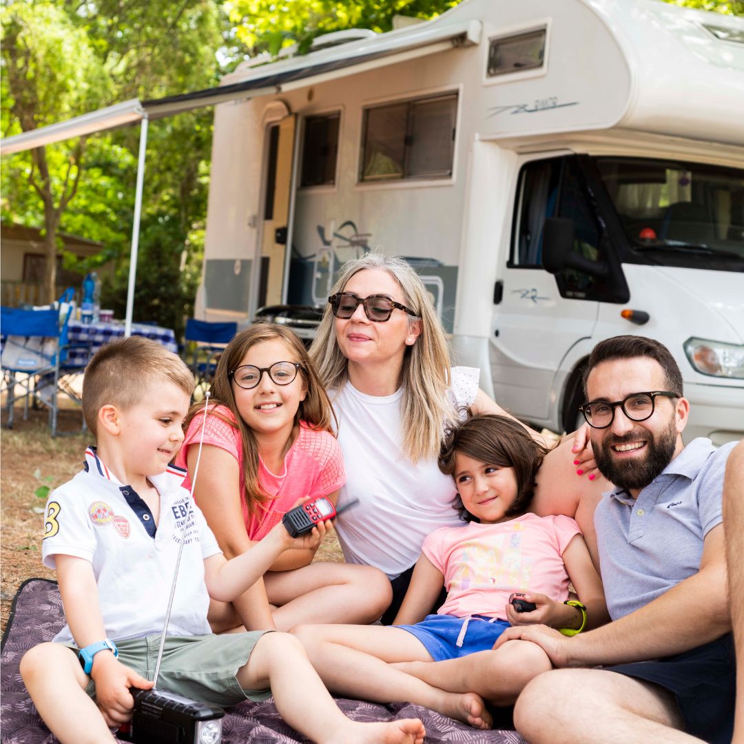 Leggi i consigli di 5 in camper e parti per il prossimo viaggio in camper  insieme a Midland