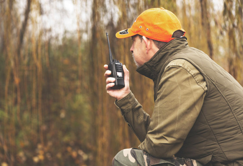 G13: the outdoor multitasking Midland Radio