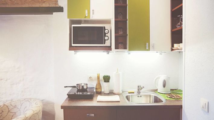 Top Small Kitchen Appliances That Help You Save Space Hero Image