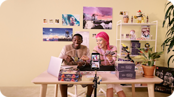 Stream, bid and win on eBay Live.