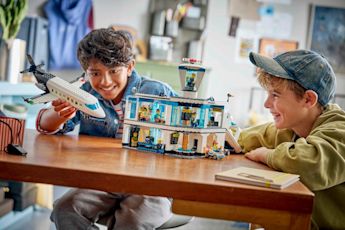 LEGO® Superhelte hos Proshop – action og eventyr