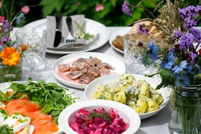 Grill, sill och snaps - matpreppa inför midsommar
