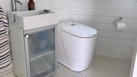 Förbränningstoalett i premiumklassen – vad får du med Cinderella?