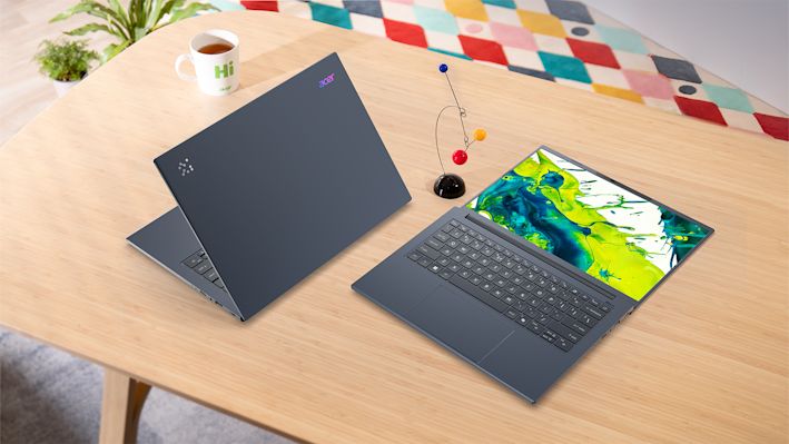 aspire-14-AI-lifestyle-Qualcomm-2 1664x936