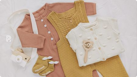What Baby Girl Clothes to Buy