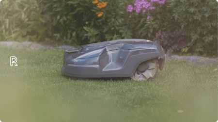 Installation og vedligehold af robotplæneklipper