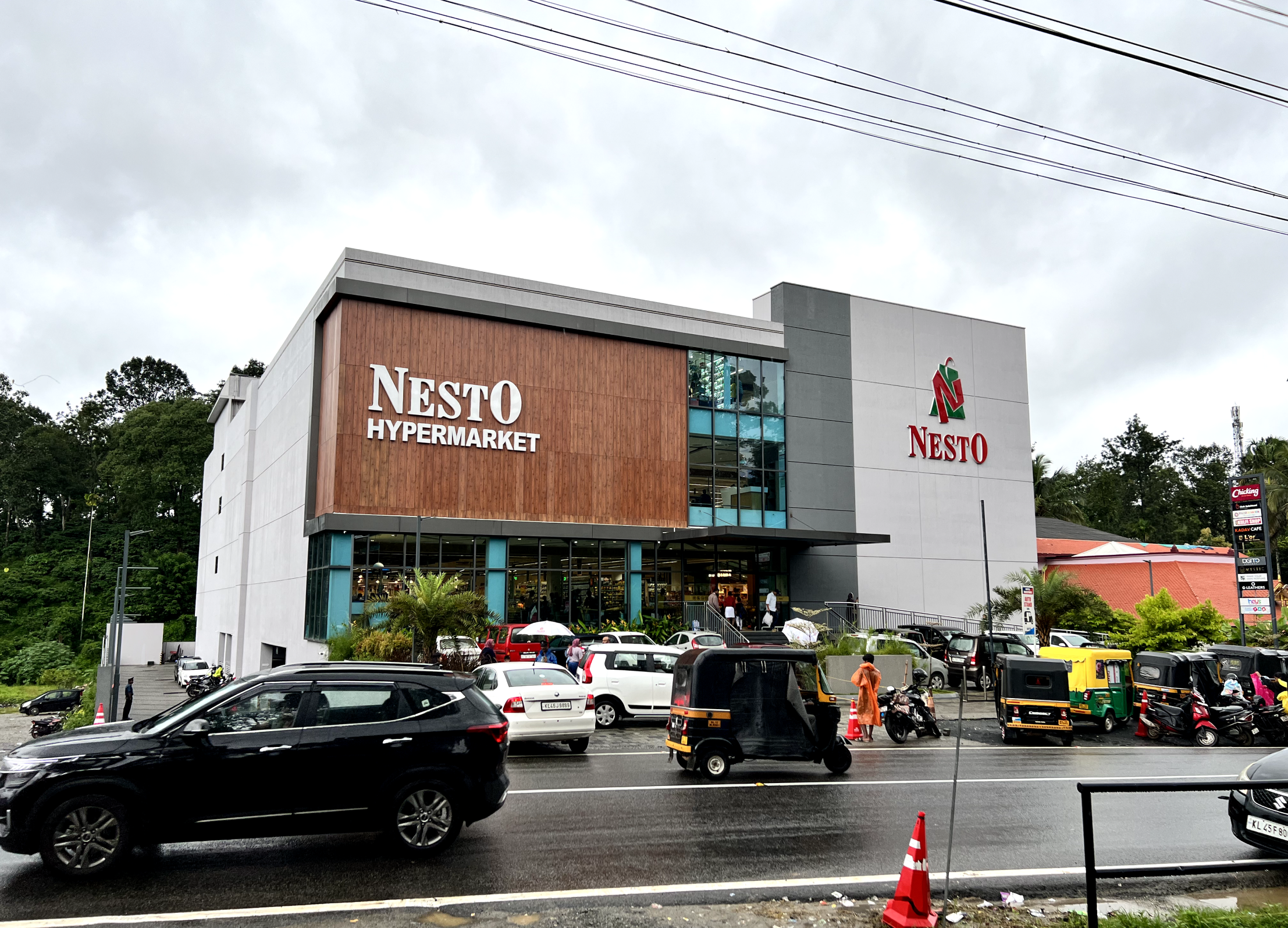 Nesto Hyper Market