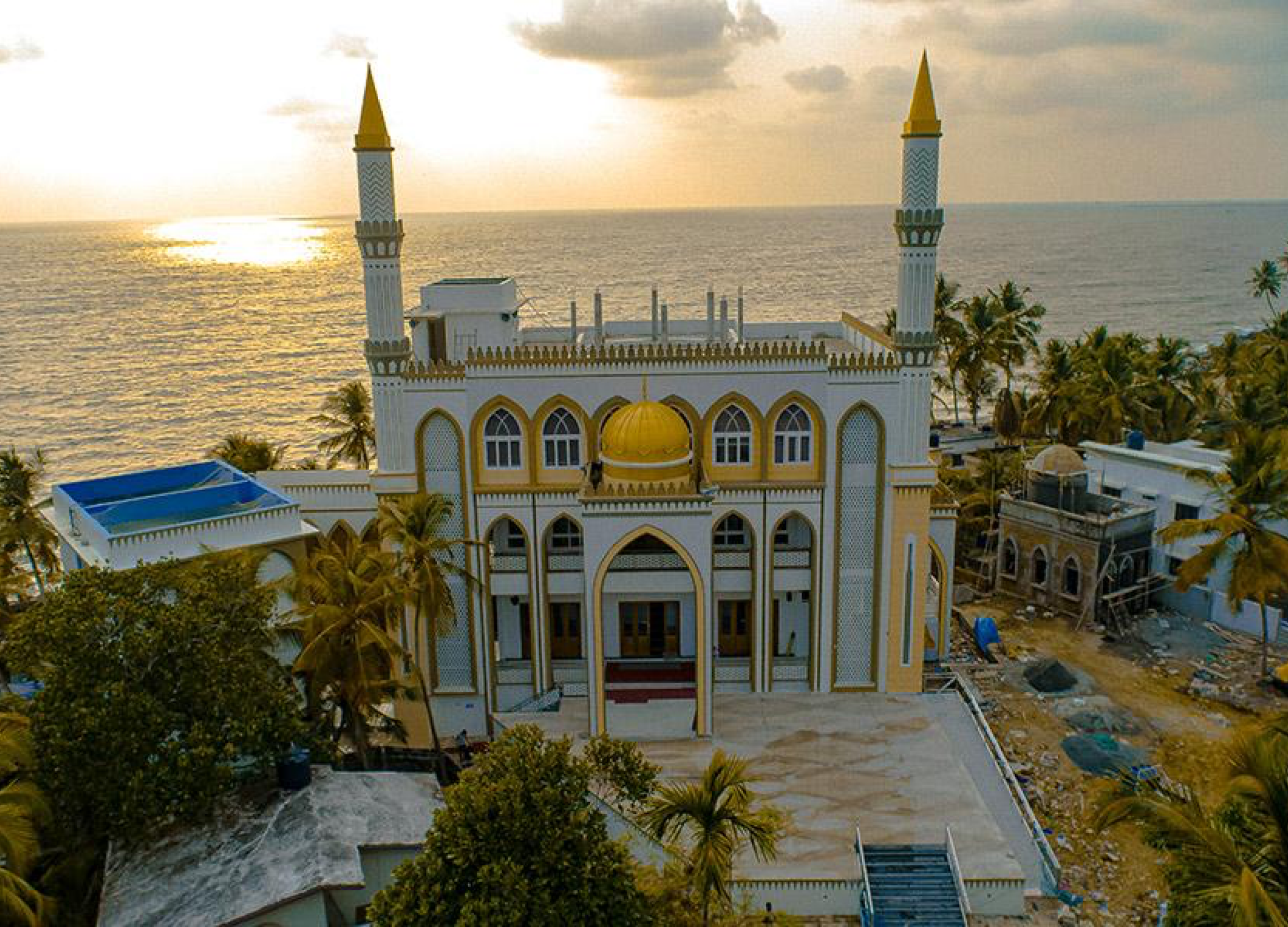 Corniche Masjid