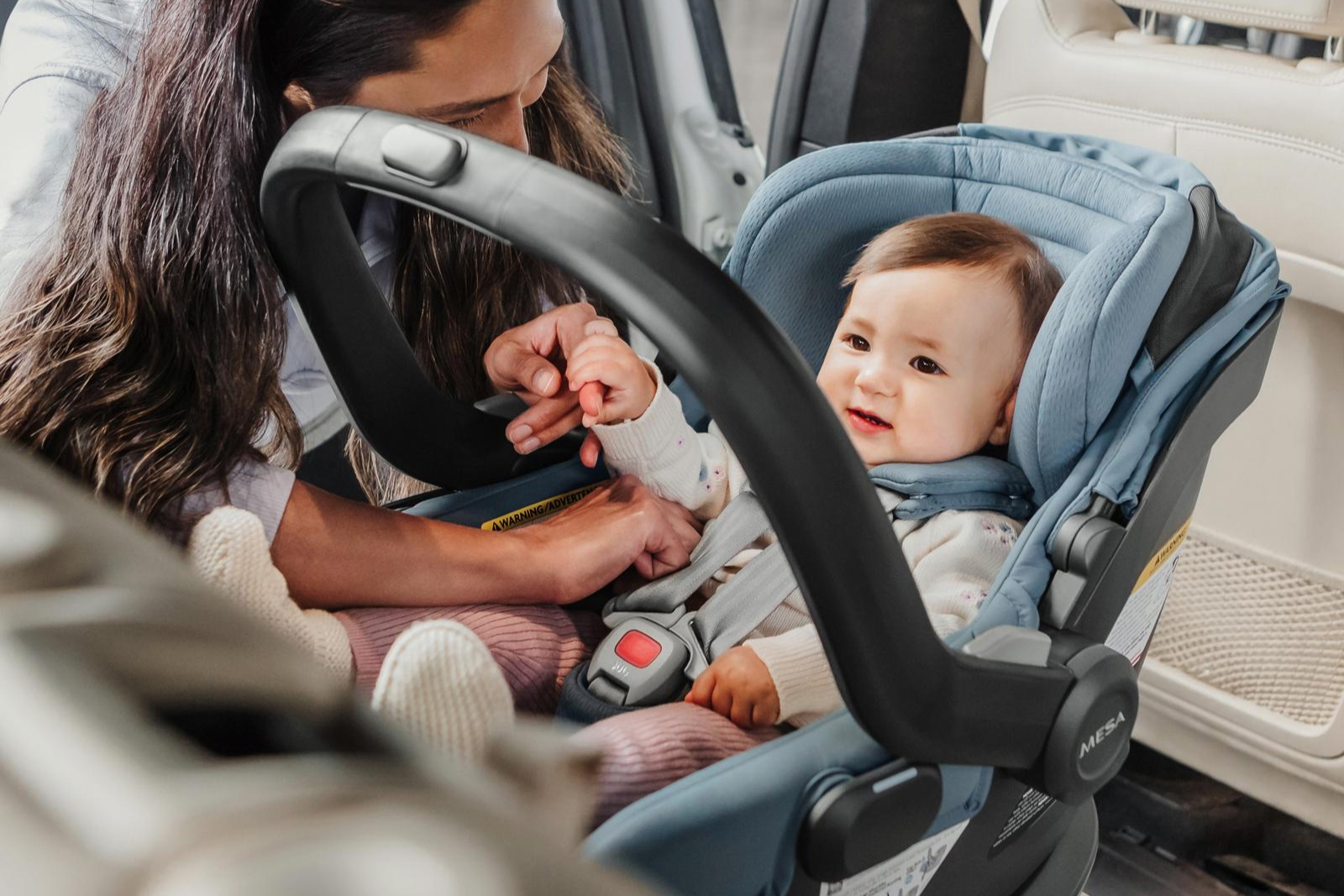 Uppababy mesa v3 infant car seat