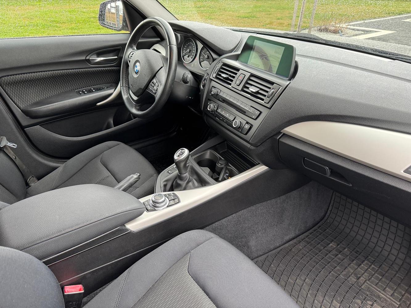 mauto BMW 116D 116D Brąz 2013 116KM