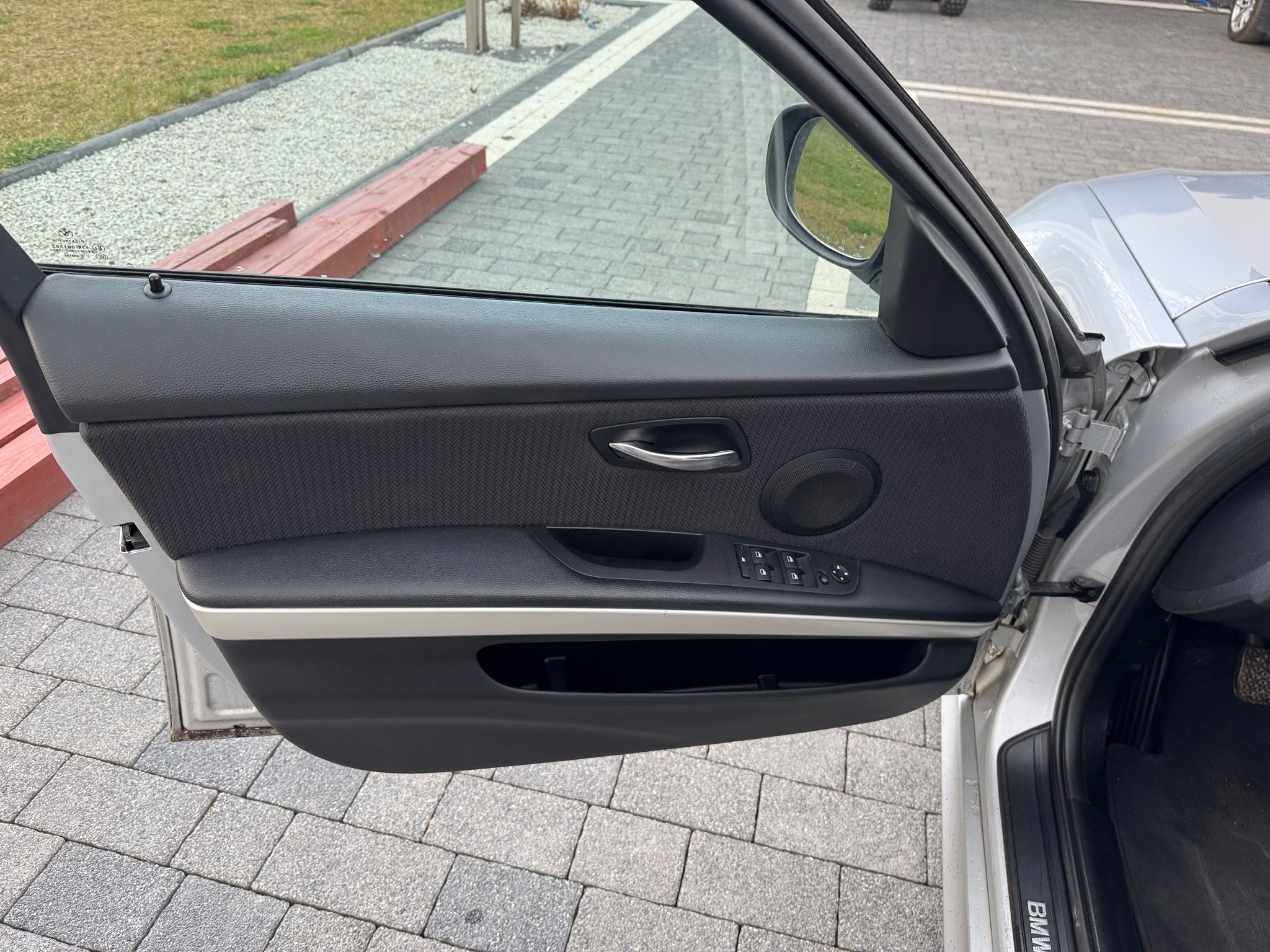 mauto BMW 318D Touring Edition Exclusive 143KM