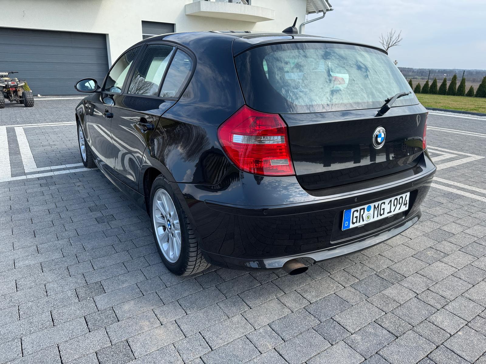mauto BMW  118D 143KM