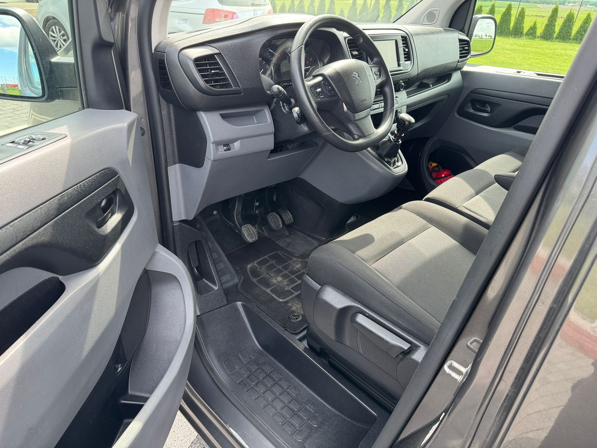 mauto PEUGEOT Expert 150KM