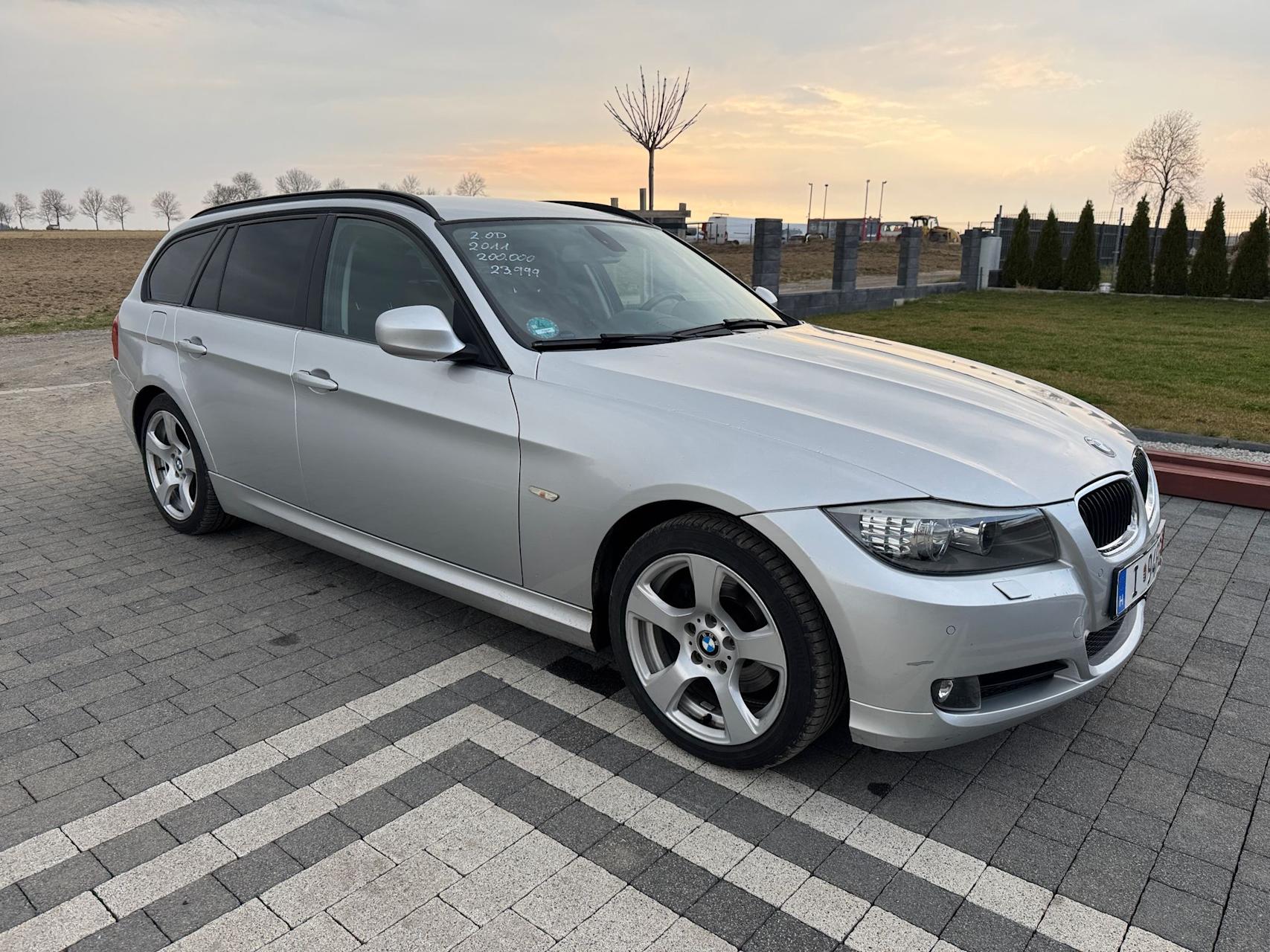 mauto BMW 318D Touring Edition Exclusive 143KM