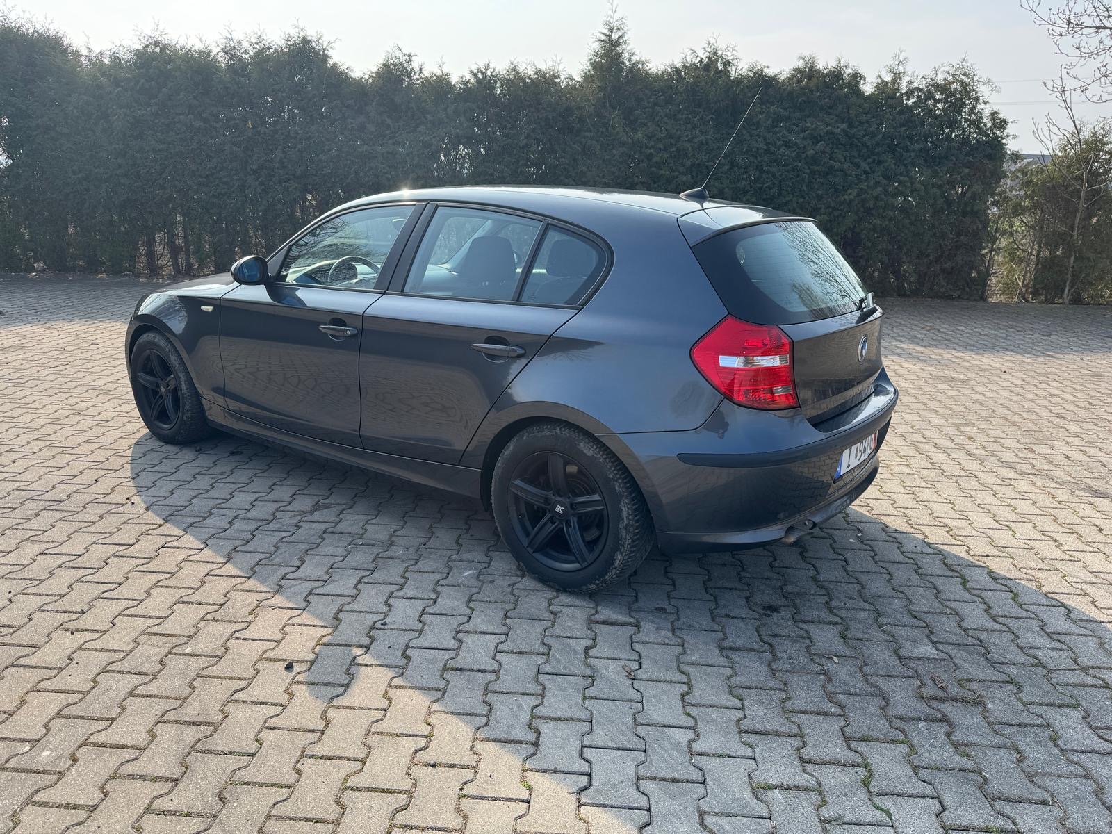 mauto BMW  1 e87 118D 143KM