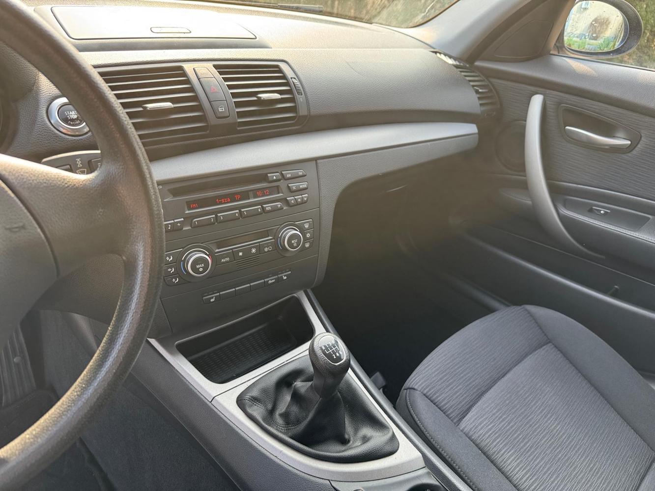 mauto BMW 1 e87 118D 143KM