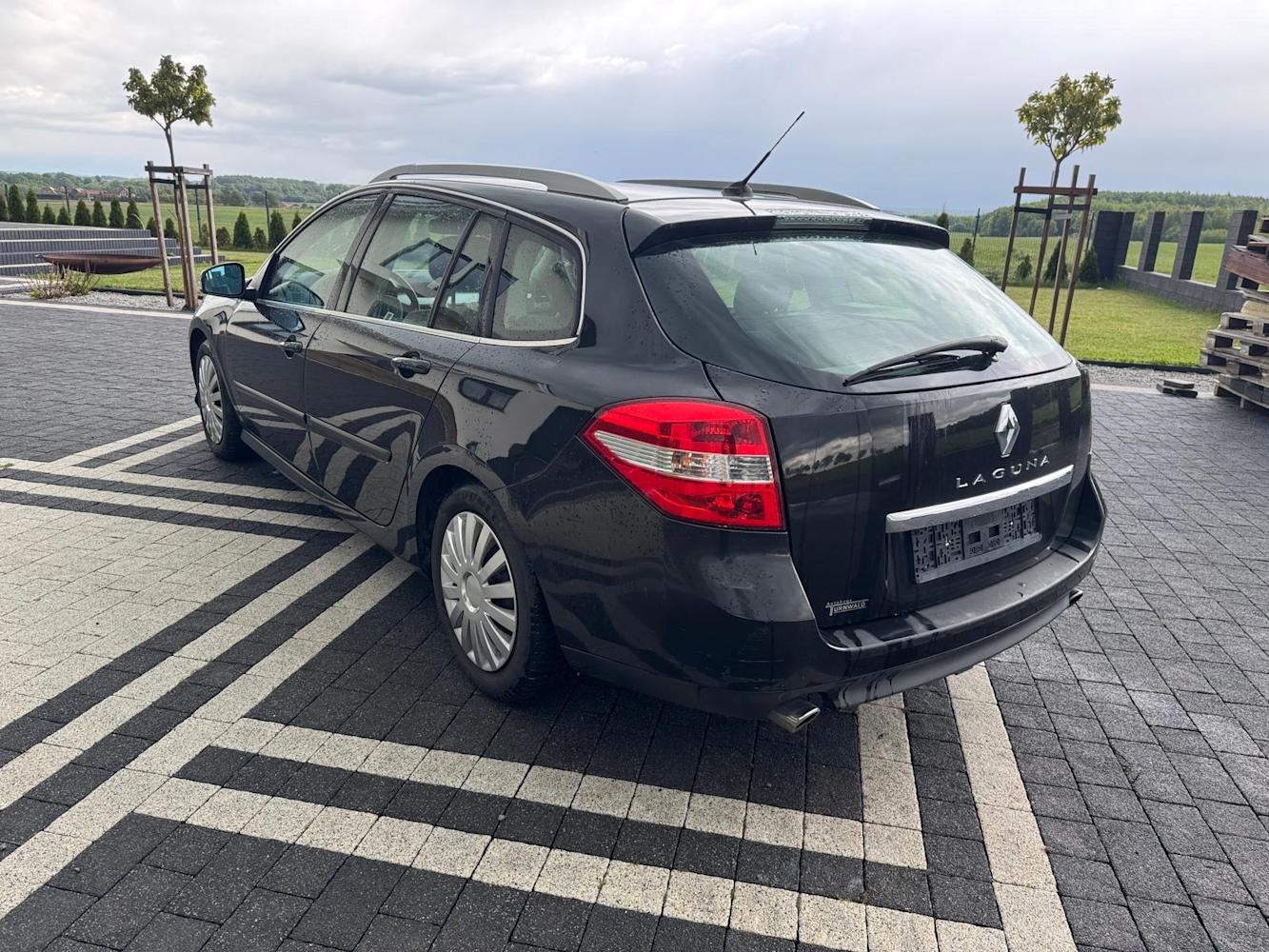 mauto RENAULT LAGUNA III 150KM