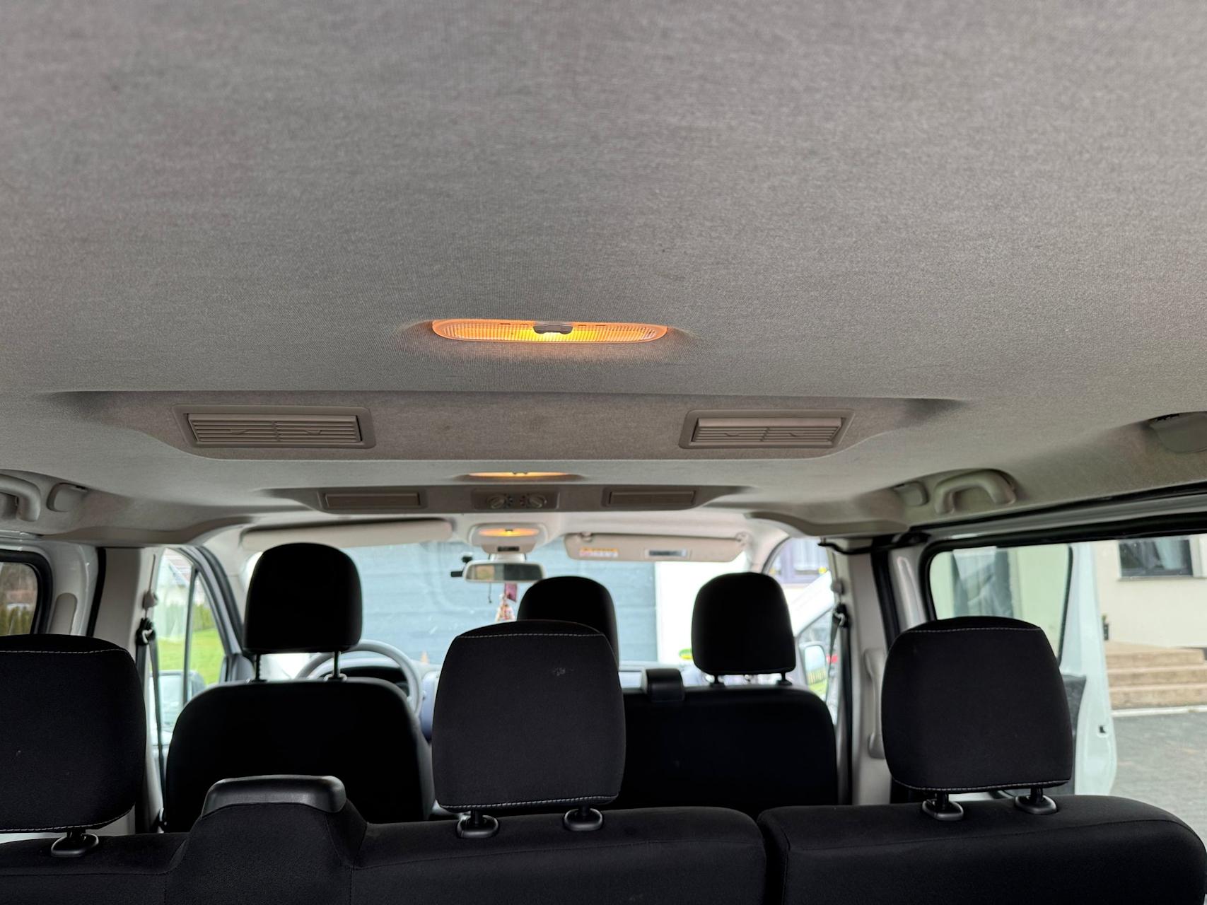 mauto Opel VIVARO 9 osób 2x klima ! 95KM